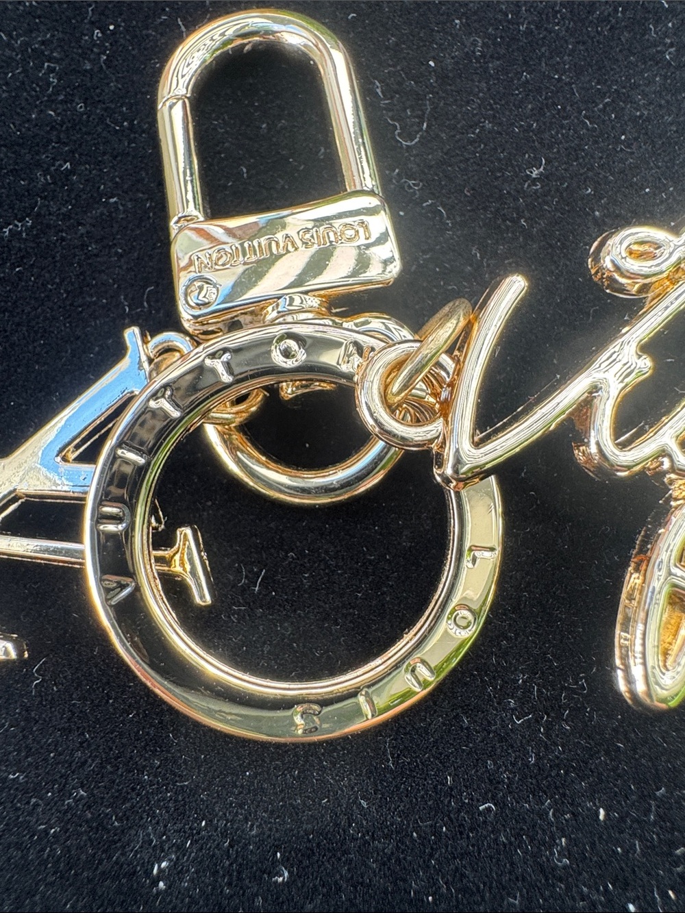 Bag/key charm Script Key Charm - Picture 4 of 5